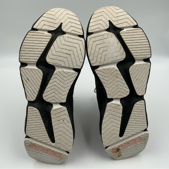 Sorel Women’s Kinetic RNEGD Caribou Boot. Grey Green. US Size 7. - Picture 10 of 10